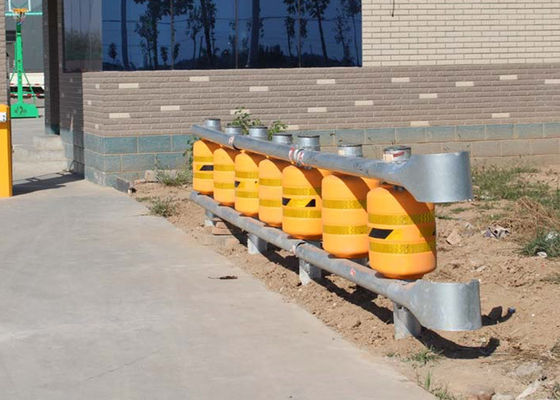 কেনা অ্যাক্সেসরিজ হলুদ কালো স্ট্রাইপ সহ হাইওয়ে সেফটি ফ্যাসিলিটি ট্র্যাফিক কন্ট্রোল এবং ম্যানেজমেন্টের জন্য রোড সেফটি ইকুইপমেন্ট সরবরাহ করছে online manufacture