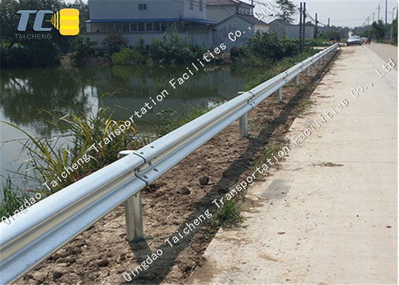 Good price গরম বিক্রয় বাঁকা রক্ষাকবচ গ্যালভানাইজড স্টিল ডাব্লু বিম রোডওয়ে হাইওয়ে ক্র্যাশ বাধা অনলাইন