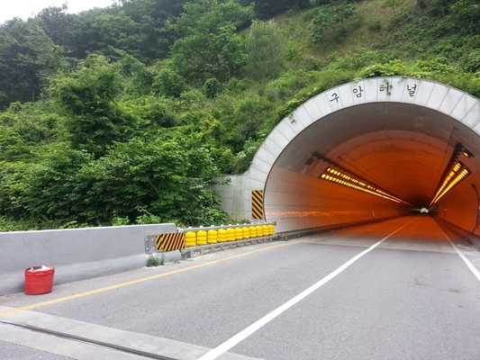 কেনা 4 Meters HDG Highway Roller Barrier for Thailand Regions online manufacture