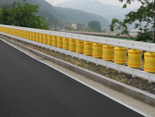 ভালো দাম Yellow Rolling Guardrail Barrier Featuring EVA Rollers and Q235 Steel Construction Panel Height 1.2m Ideal for Temporary Safety Fencing অনলাইন