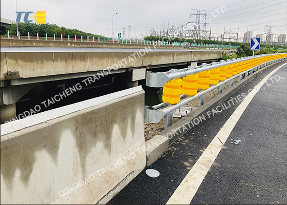 Good price ট্র্যাফিক প্লাস্টিকের নমনীয় সর্পিল সিঁড়ি গার্ডেল বাধা অনলাইন