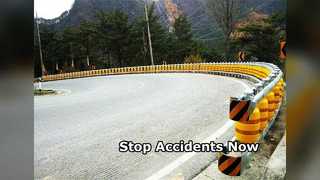 রোড সেফটি রোলার ব্যারিয়ার যানবাহনকে রক্ষা করে